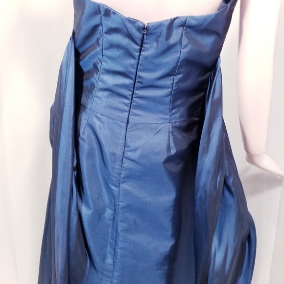 Strapless Evening Gown with a Tie Bow - Picture 8 of 14